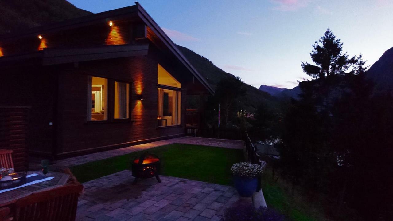 Otnes Sor Apartment Aurland Bagian luar foto